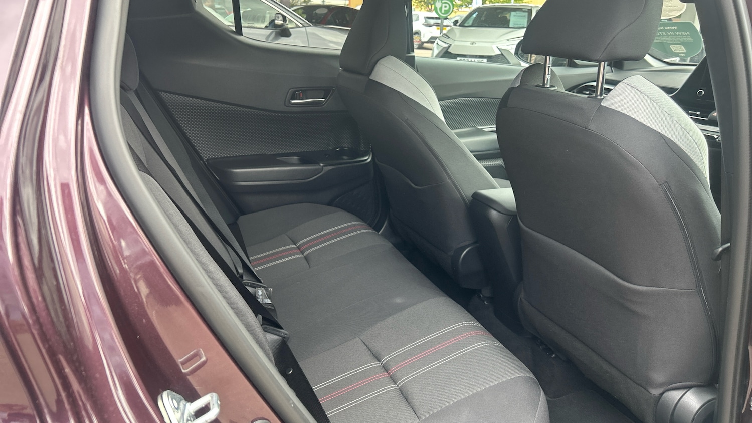 Used Toyota C-HR 2023 for sale - 76396825: Photo 12