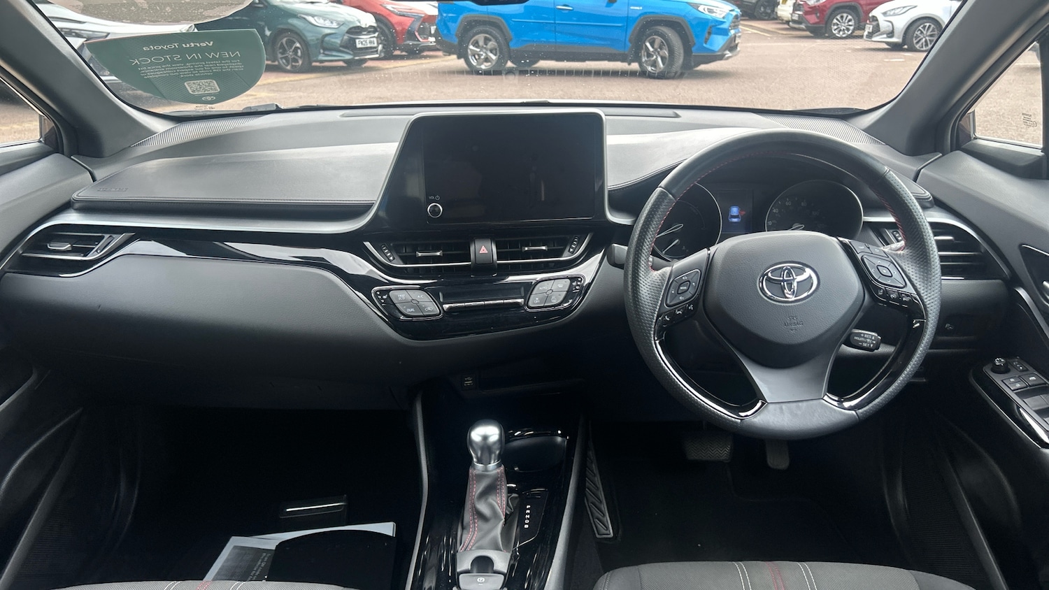 Used Toyota C-HR 2023 for sale - 76396825: Photo 5