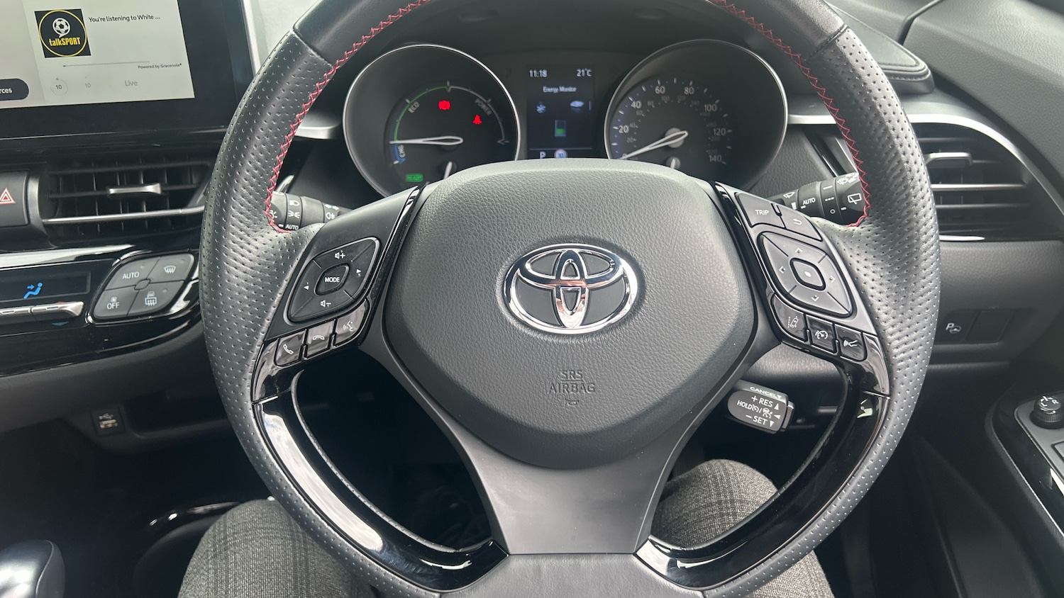 Used Toyota C-HR 2023 for sale - 76396825: Photo 8