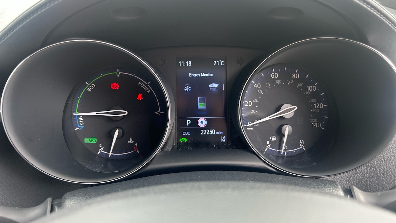 Used Toyota C-HR 2023 for sale - 76396825: Photo 9