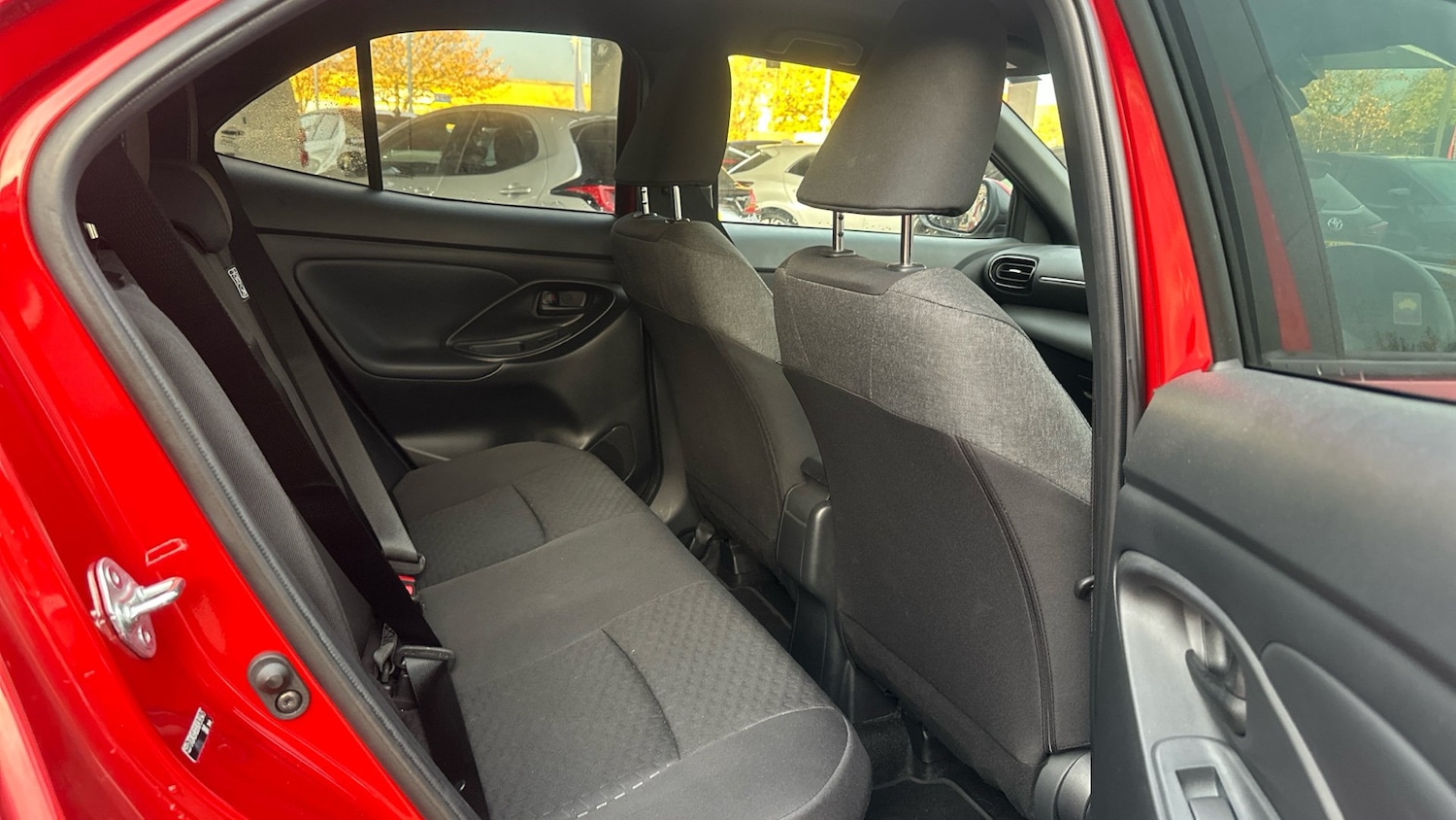 Used Toyota Yaris Cross 2024 for sale - 76374593: Photo 12