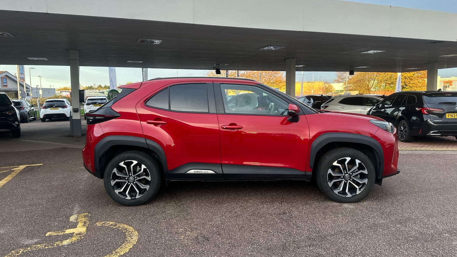 Used Toyota Yaris Cross 2024 for sale - 76374593: Photo 16