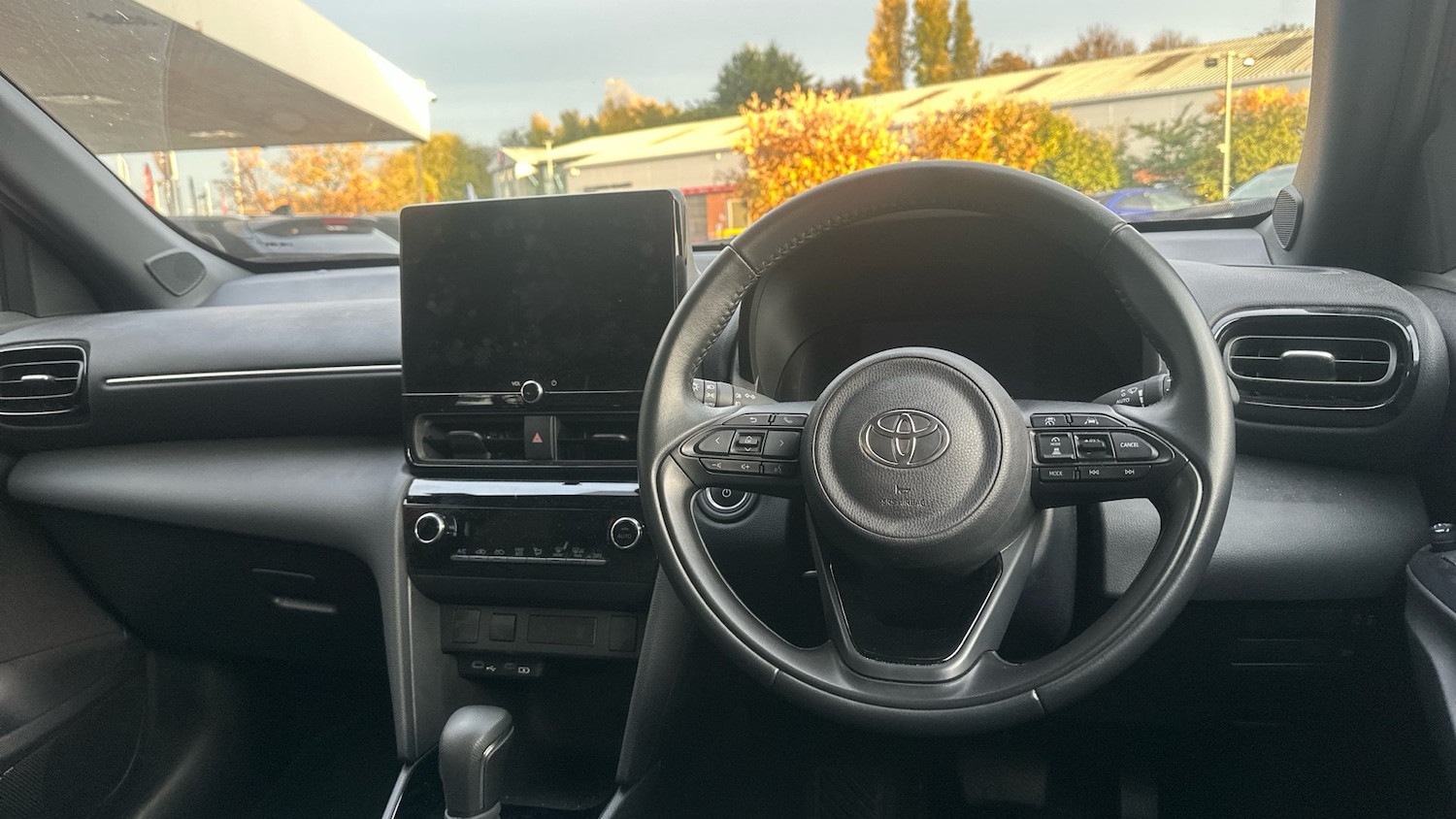 Used Toyota Yaris Cross 2024 for sale - 76374593: Photo 6