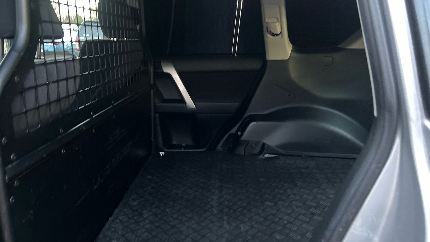 Used Toyota Land Cruiser 2022 for sale - 76707164: Photo 13