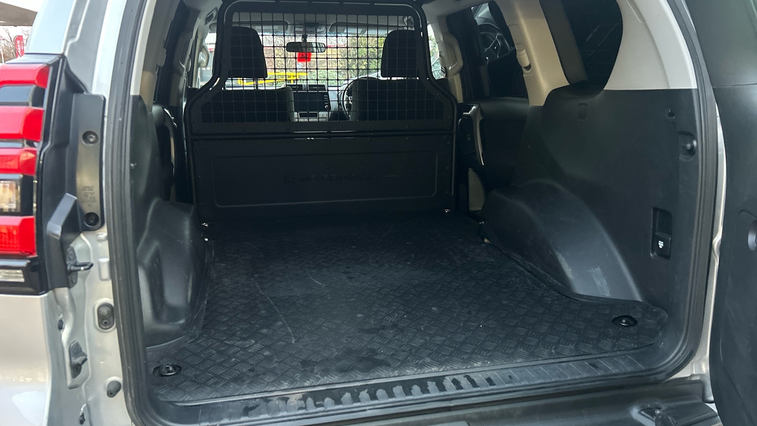 Used Toyota Land Cruiser 2022 for sale - 76707164: Photo 14