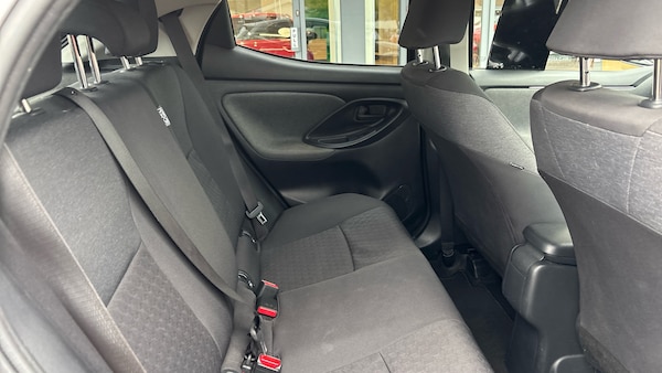 Used Toyota Yaris 2022 for sale - 76198091: Photo 12