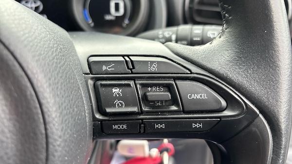 Used Toyota Yaris 2022 for sale - 76198091: Photo 30
