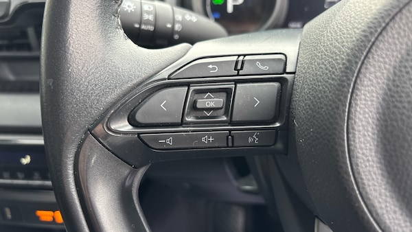 Used Toyota Yaris 2022 for sale - 76198091: Photo 32