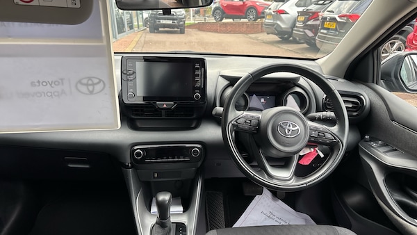 Used Toyota Yaris 2022 for sale - 76198091: Photo 5