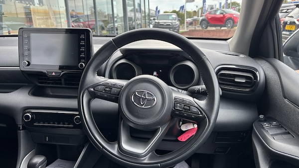 Used Toyota Yaris 2022 for sale - 76198091: Photo 8