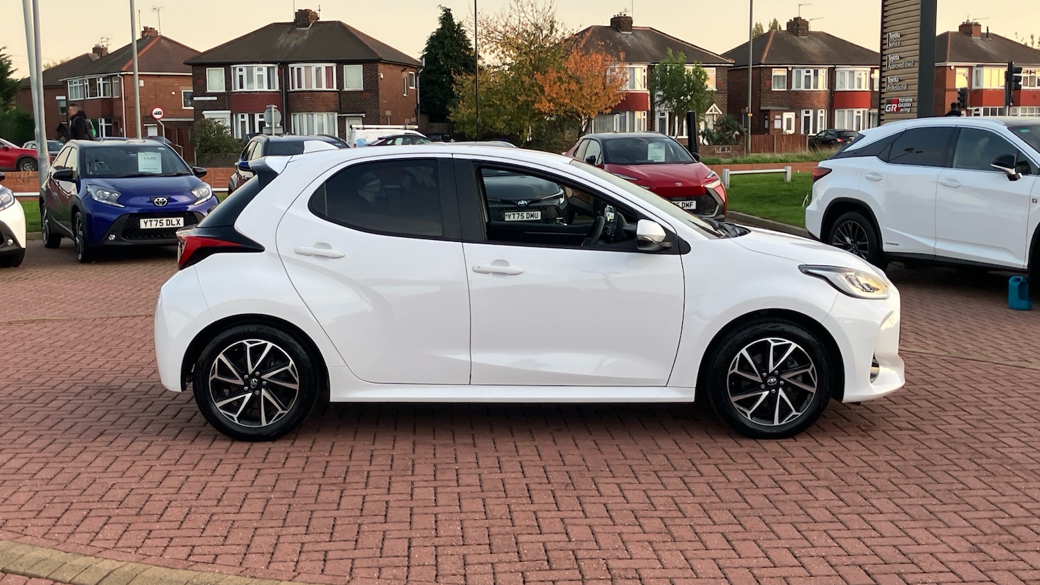 Used Toyota Yaris 2023 for sale - 77381474: Photo 16