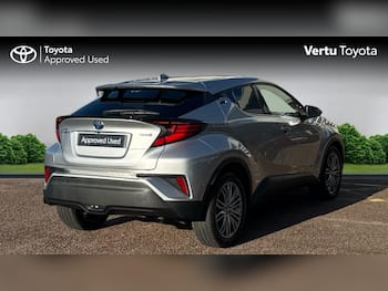 Used Toyota C-HR 2023 for sale - 79776152: Photo