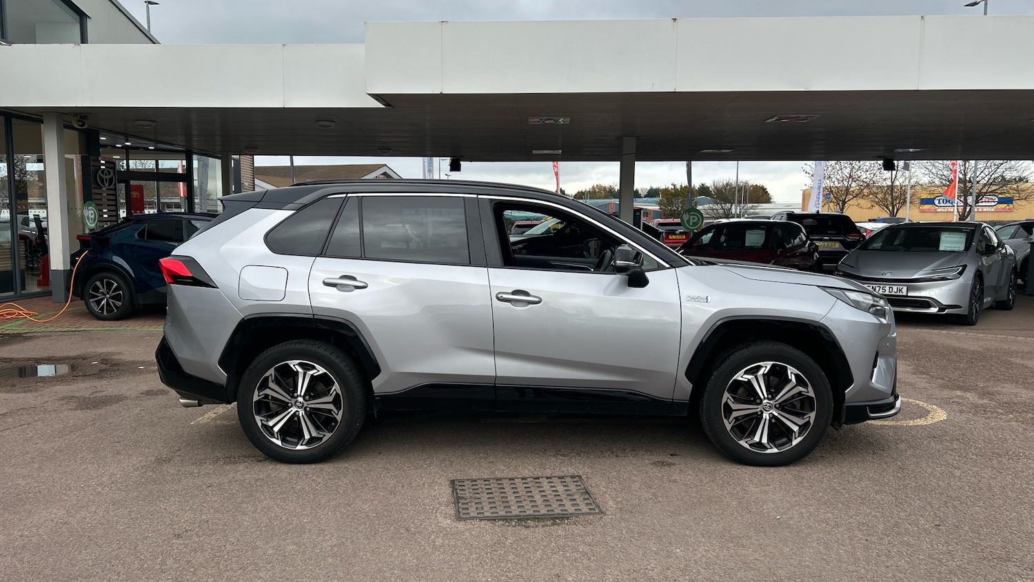 Used Toyota RAV4 2022 for sale - 77023956: Photo 16