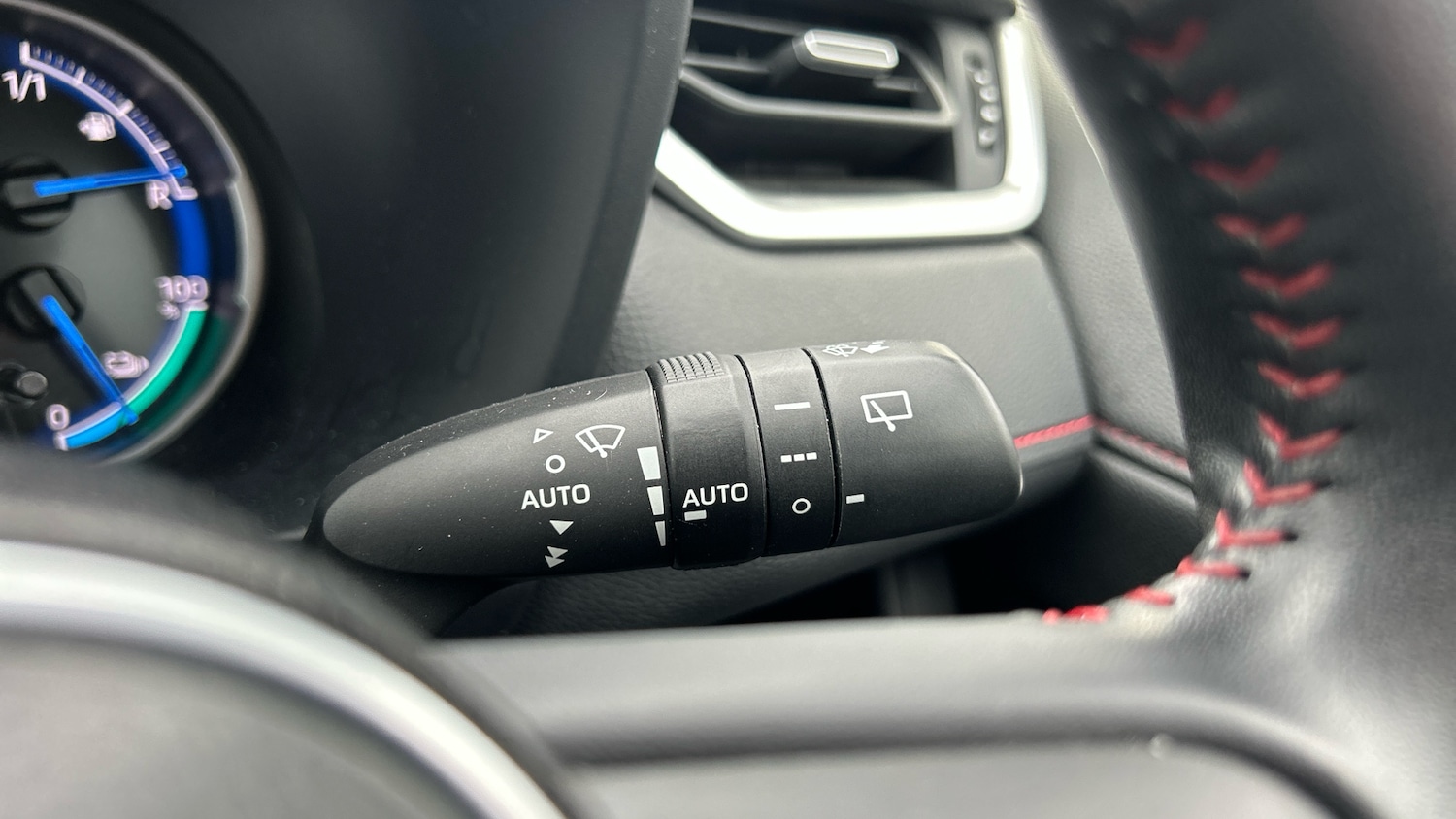 Used Toyota RAV4 2022 for sale - 77023956: Photo 36