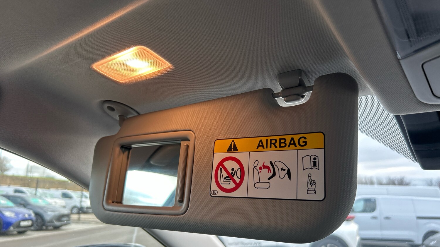 Used Toyota RAV4 2020 for sale - 77392105: Photo 43