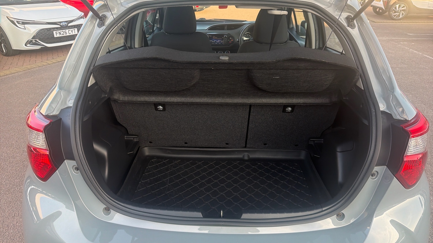 Used Toyota Yaris 2018 for sale - 78010922: Photo 14