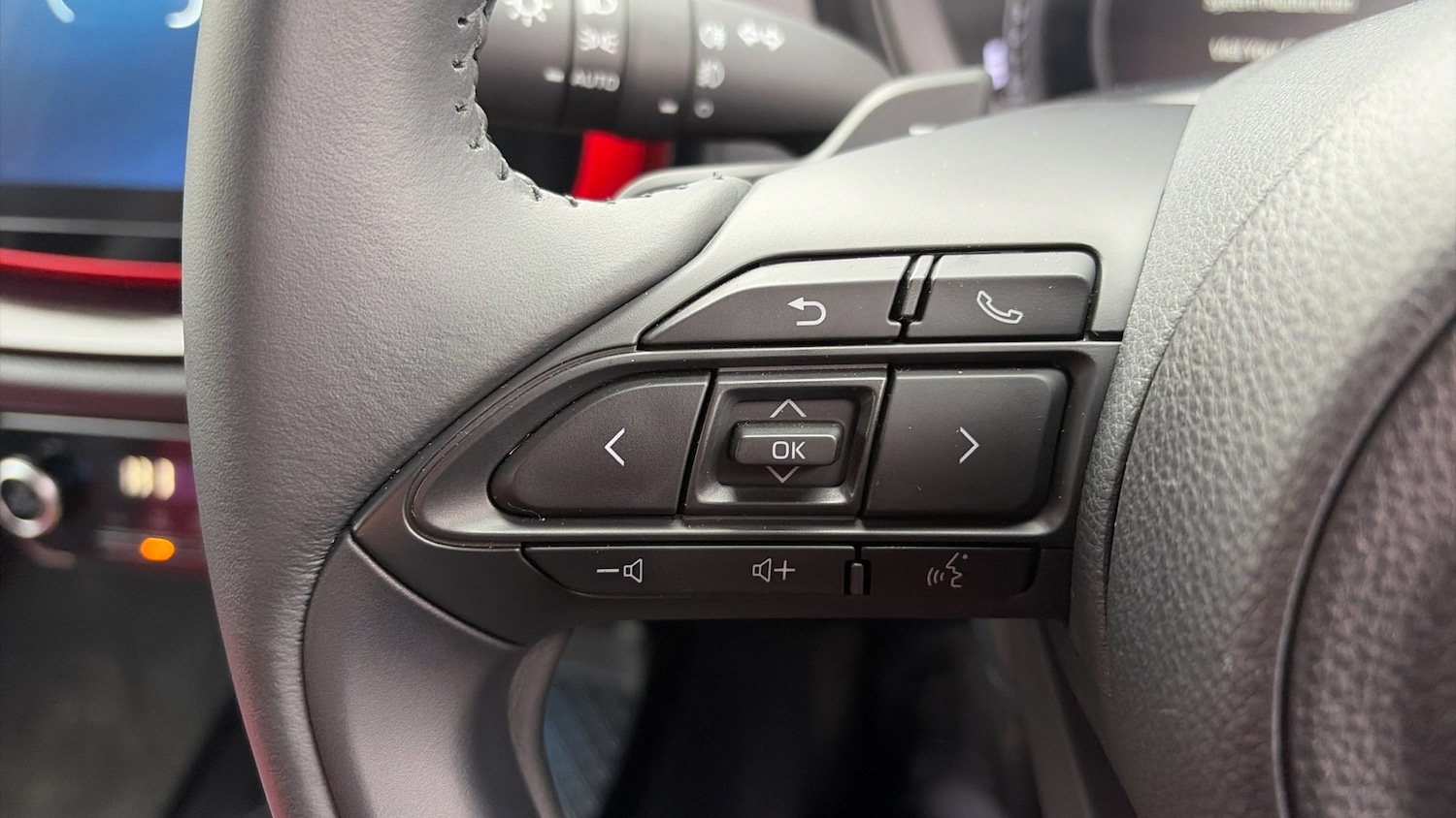 Used Toyota Aygo X 2023 for sale - 77833175: Photo 48