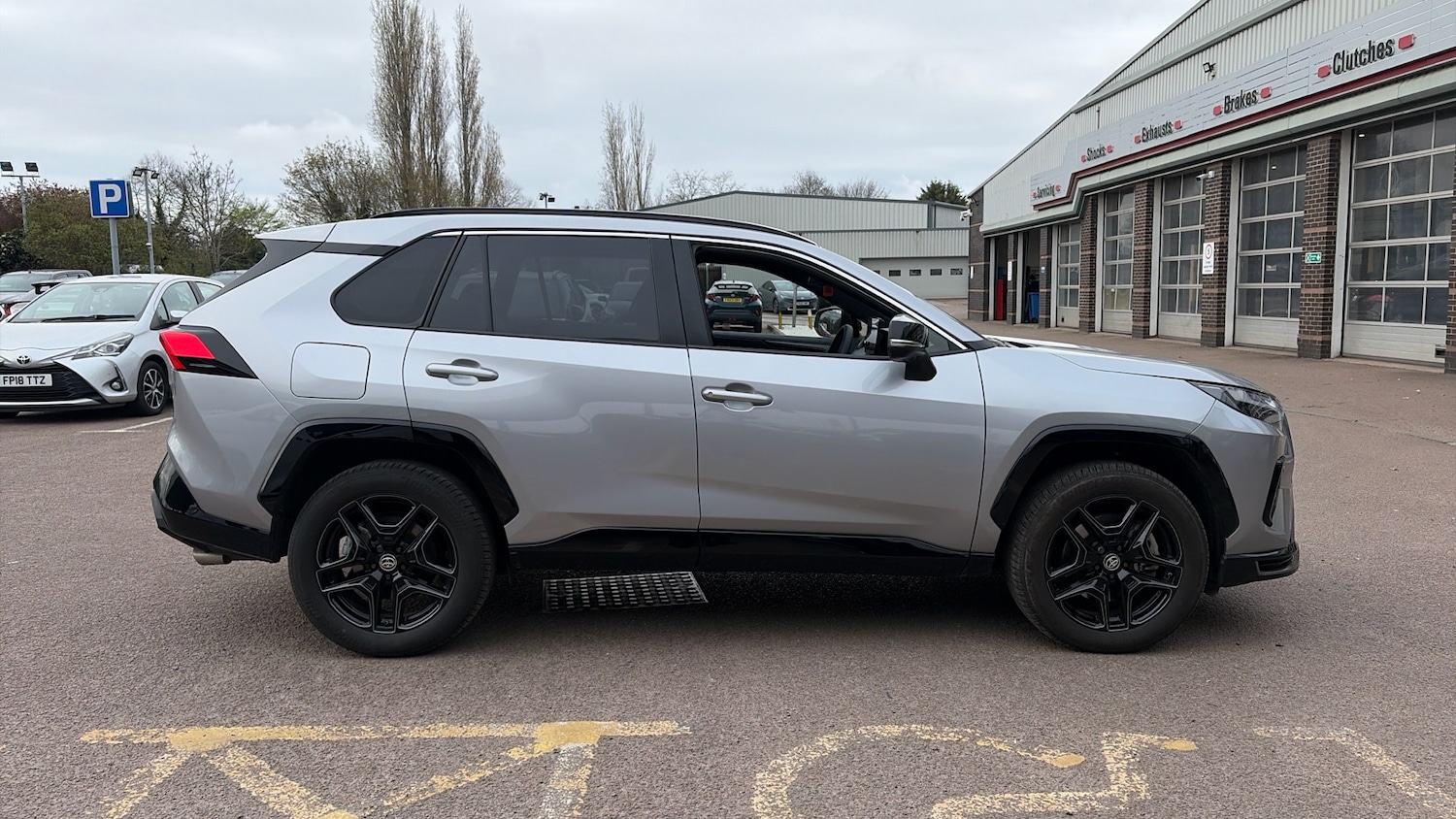 Used Toyota RAV4 2025 for sale - 78152900: Photo 23