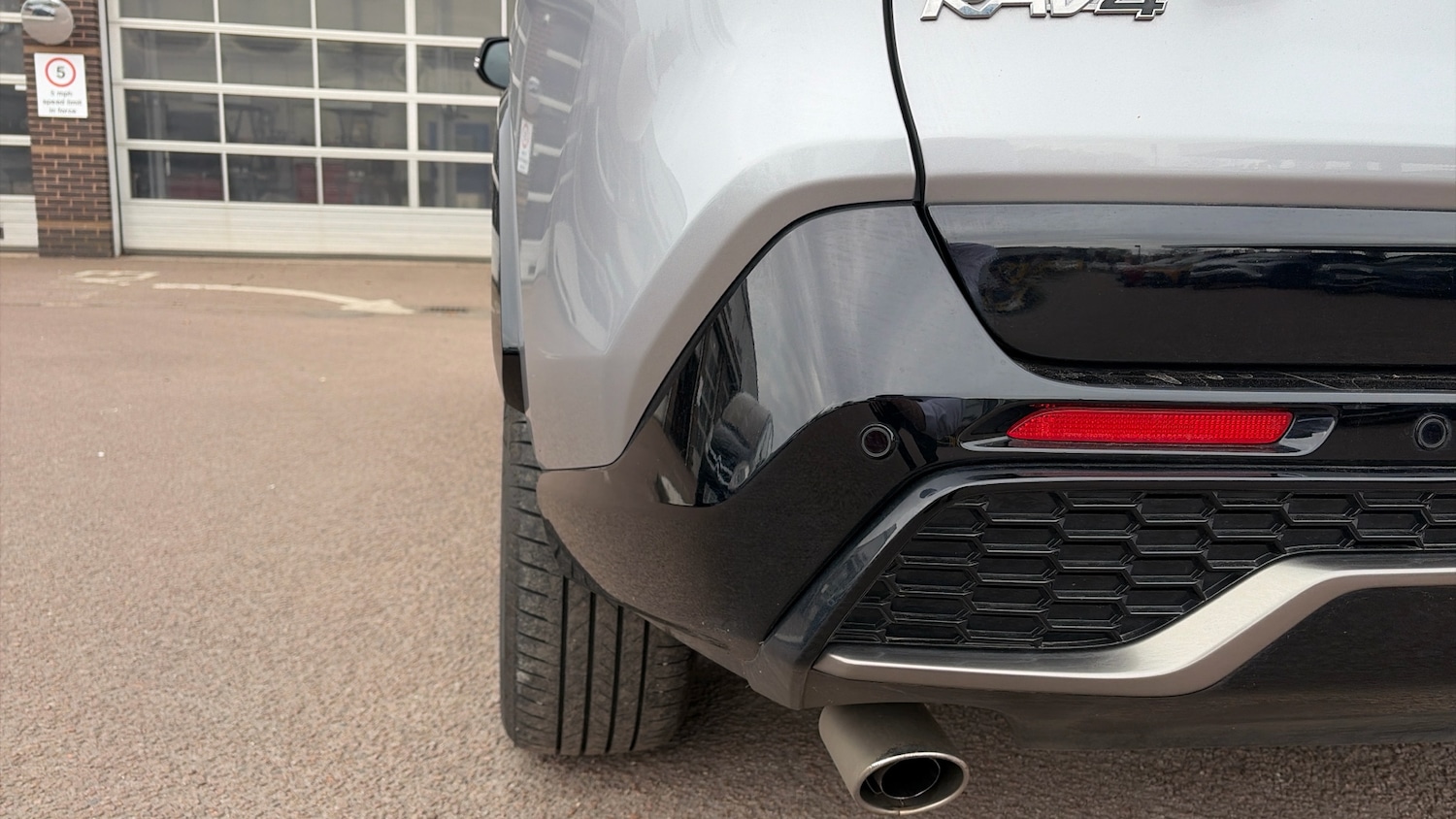 Used Toyota RAV4 2025 for sale - 78152900: Photo 34