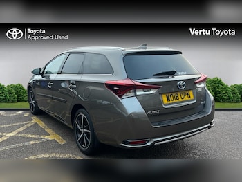 Used Toyota Auris 2018 for sale - 76963195: Photo