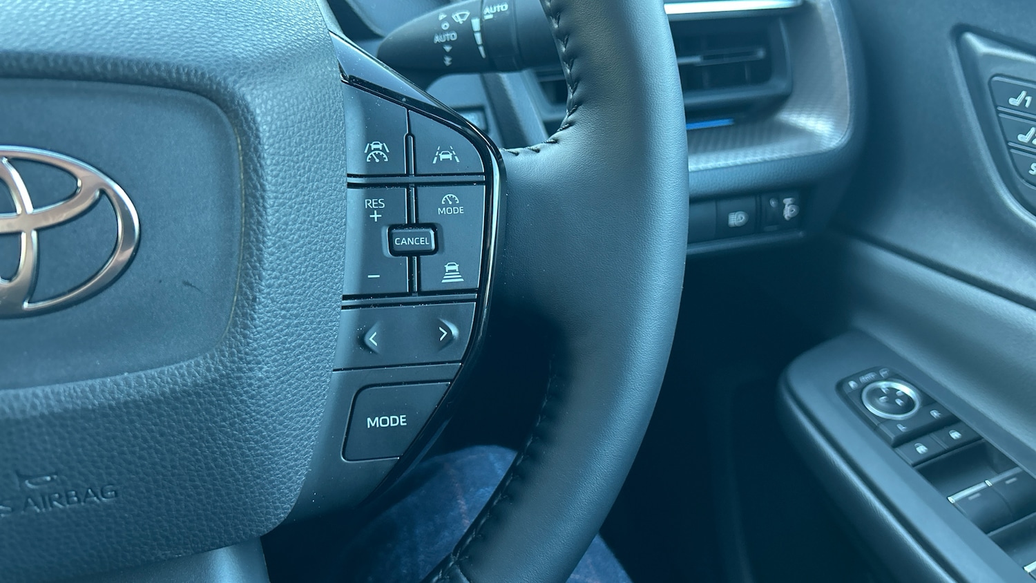 Used Toyota Prius 2025 for sale - 77179897: Photo 35