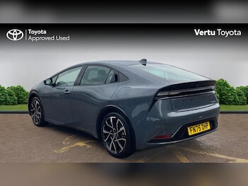 Used Toyota Prius 2025 for sale - 77694084: Photo