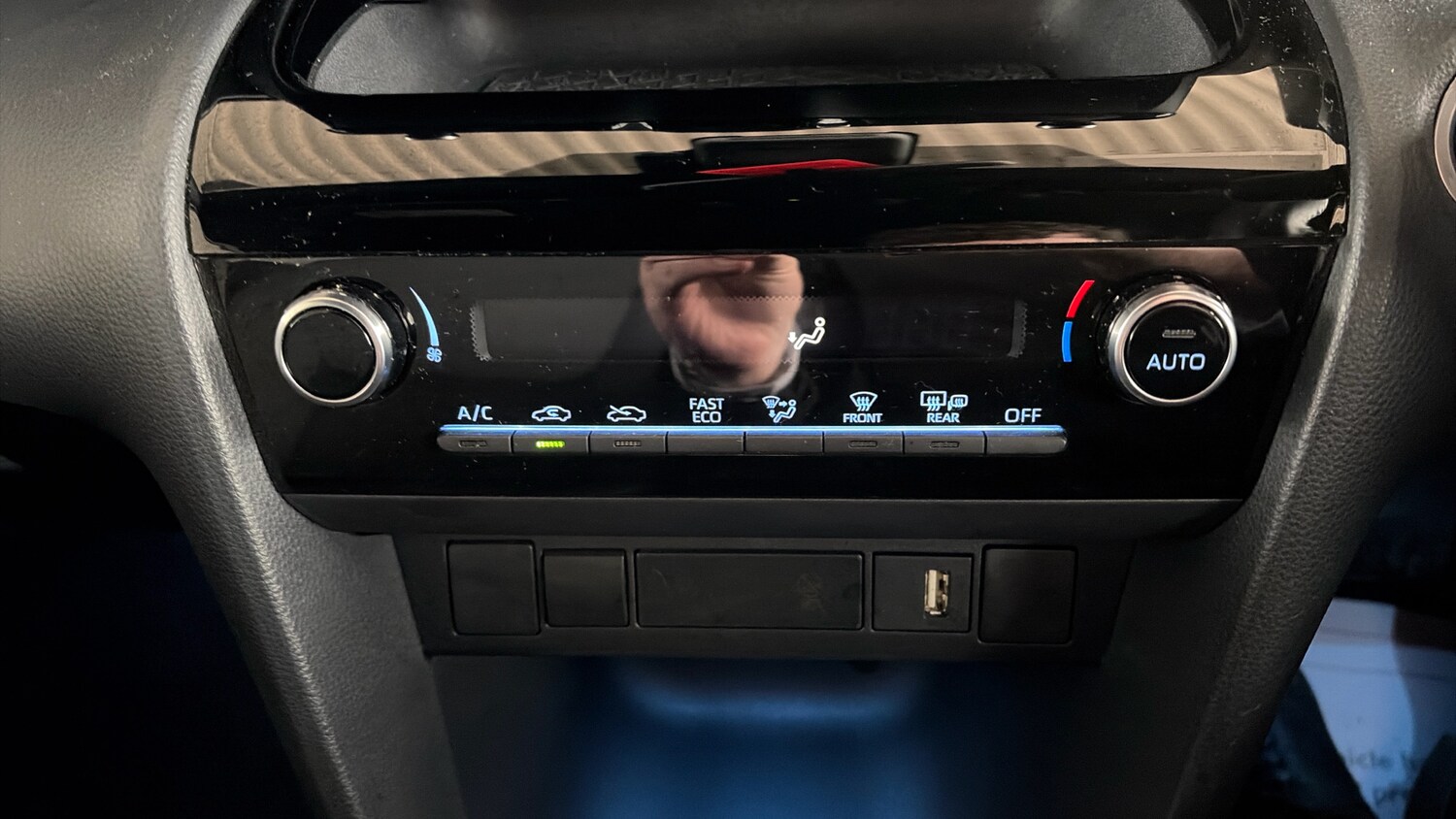 Used Toyota Yaris Cross 2023 for sale - 77366062: Photo 43