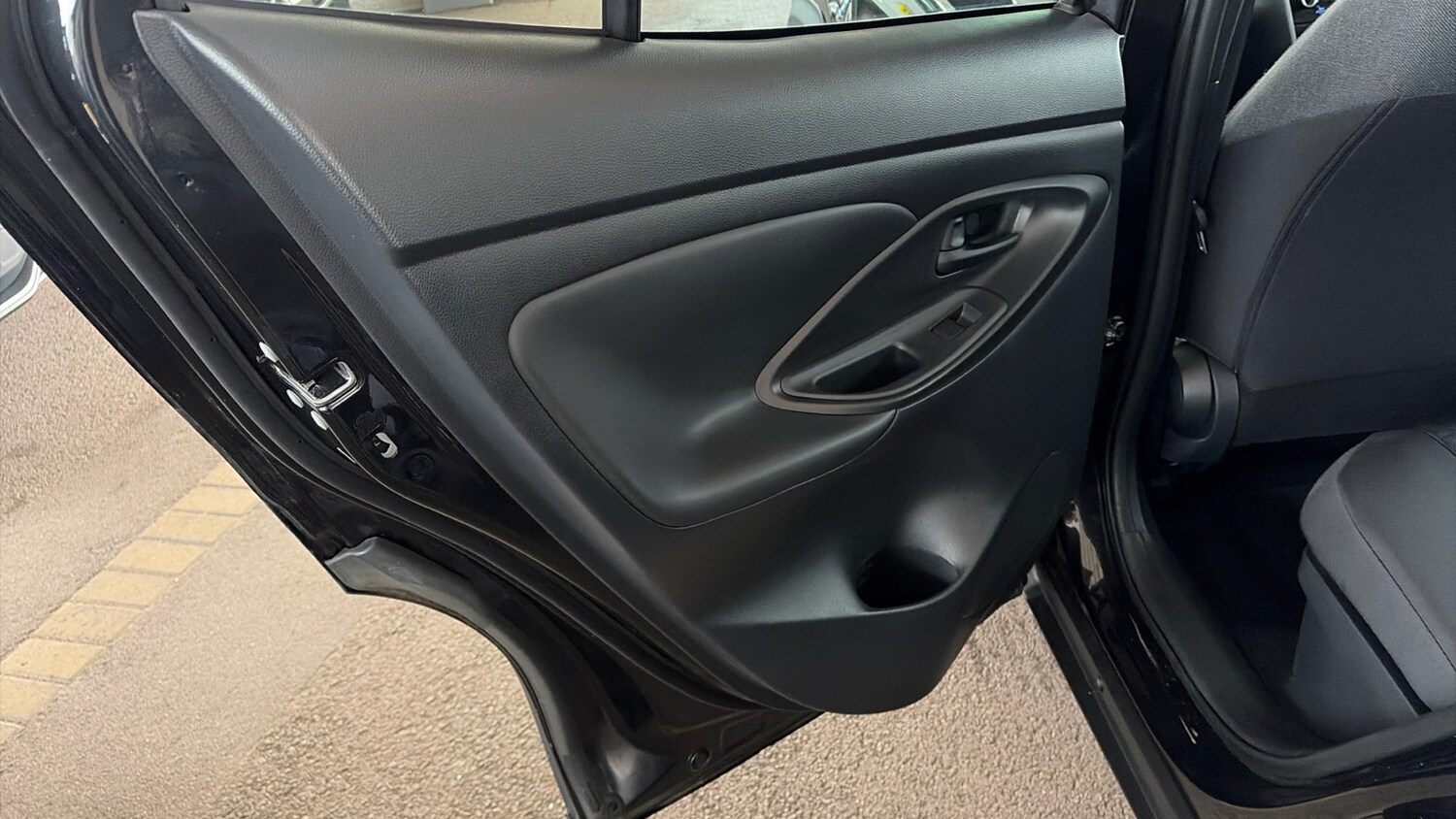 Used Toyota Yaris Cross 2023 for sale - 77366062: Photo 47