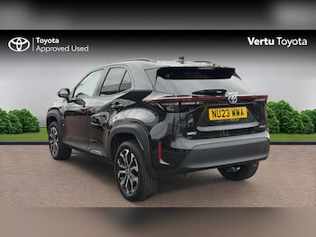 Used Toyota Yaris Cross 2023 for sale - 77366062: Photo