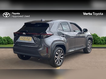 Used Toyota Yaris Cross 2025 for sale - 76079682: Photo 2