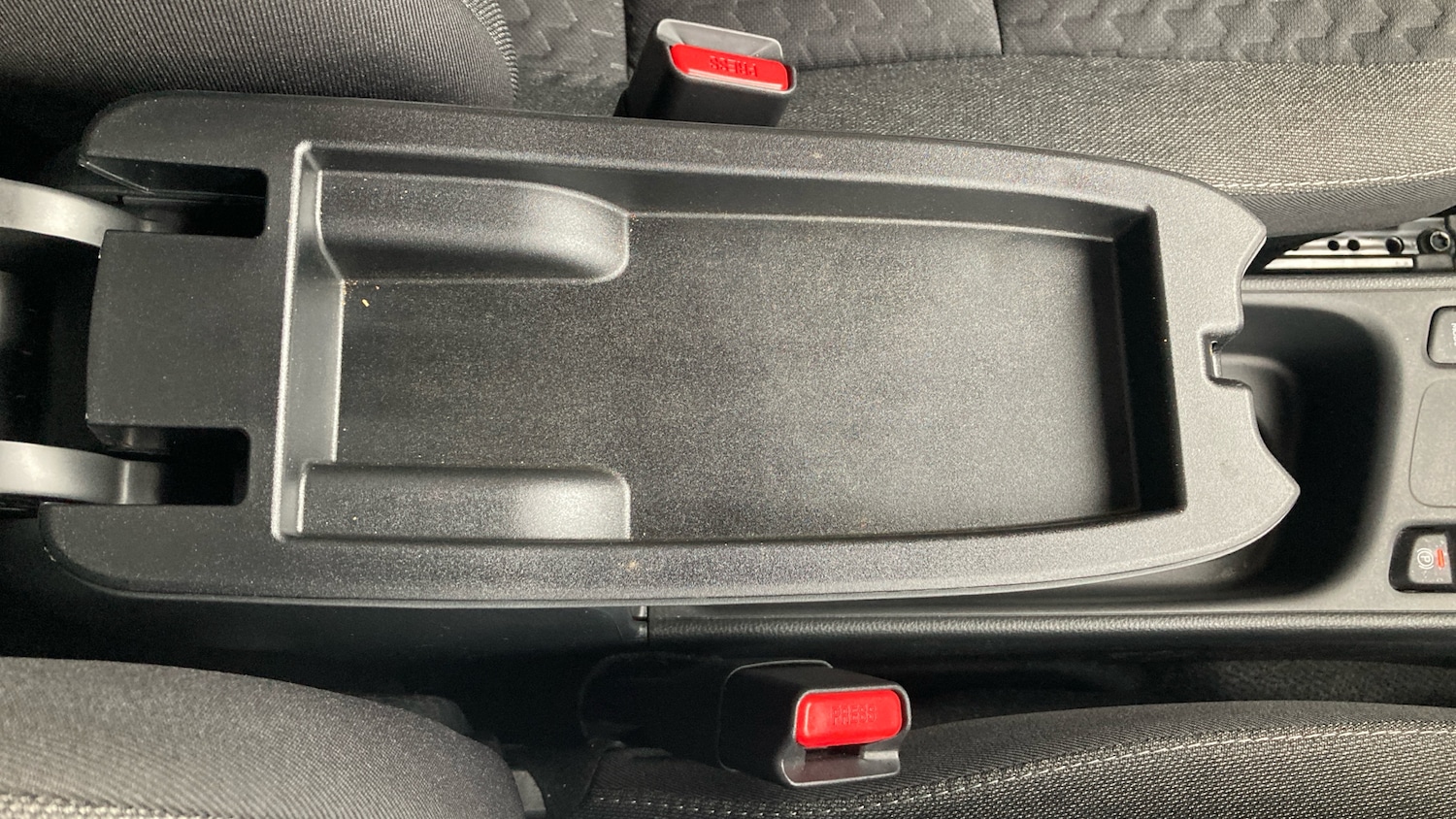 Used Toyota Yaris Cross 2025 for sale - 76079682: Photo 49
