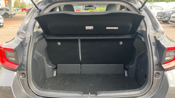 Used Toyota Yaris 2022 for sale - 76255253: Photo 14