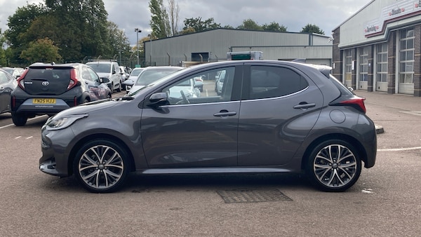 Used Toyota Yaris 2022 for sale - 76255253: Photo 17