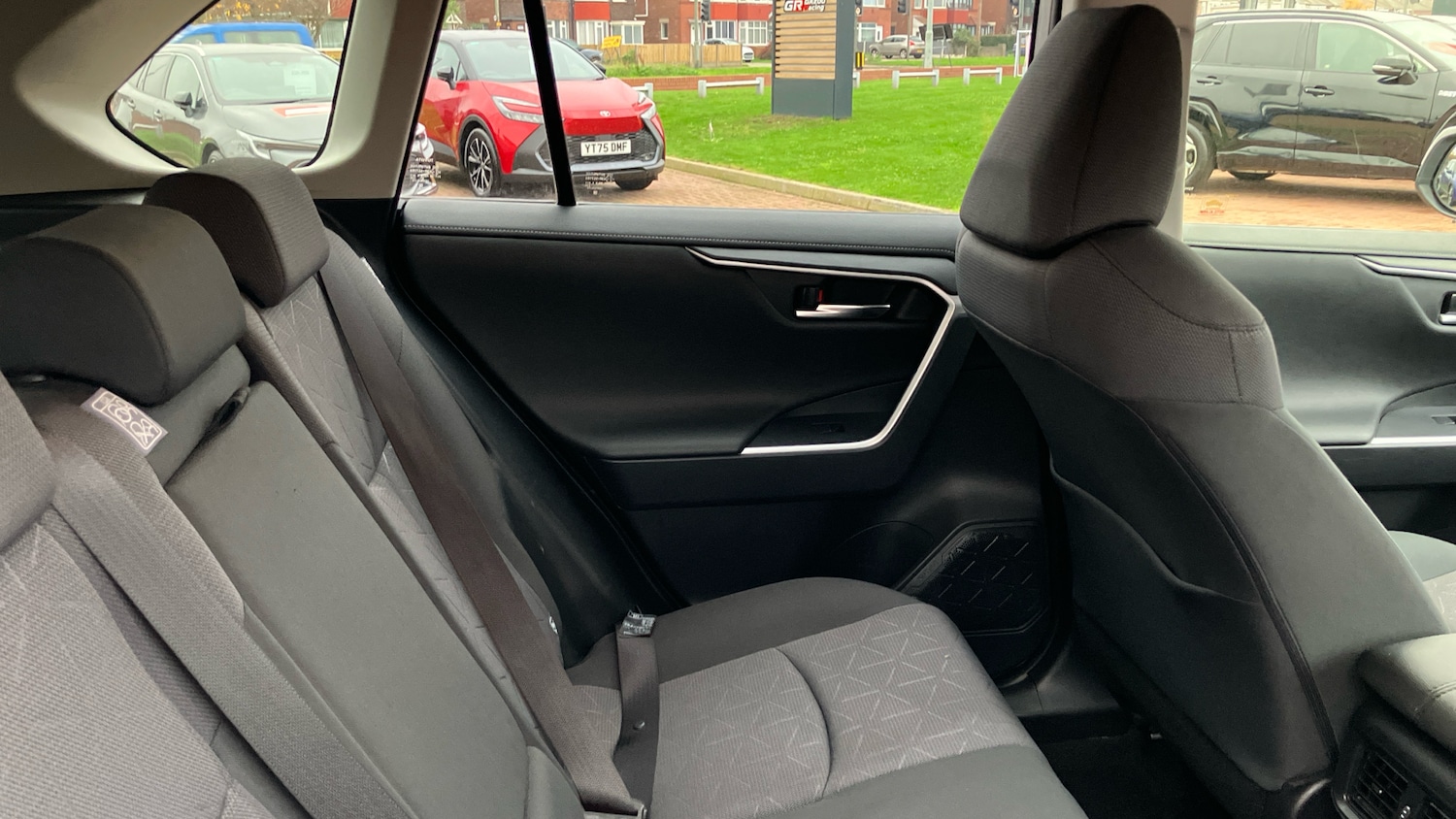 Used Toyota RAV4 2019 for sale - 77233562: Photo 12