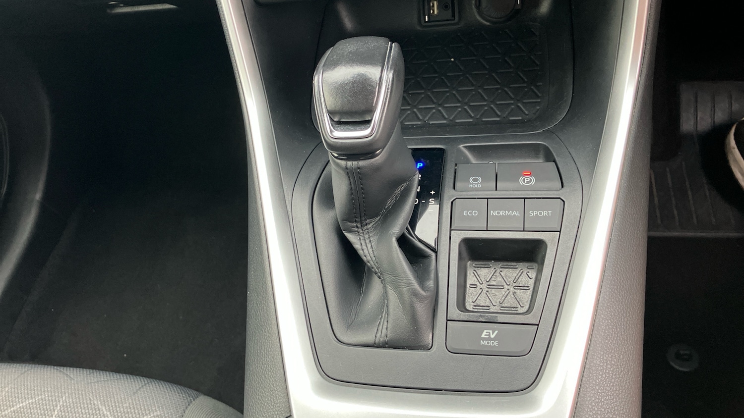 Used Toyota RAV4 2019 for sale - 77233562: Photo 37