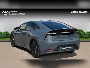 Used Toyota Prius 2025 for sale - 79416966: Photo