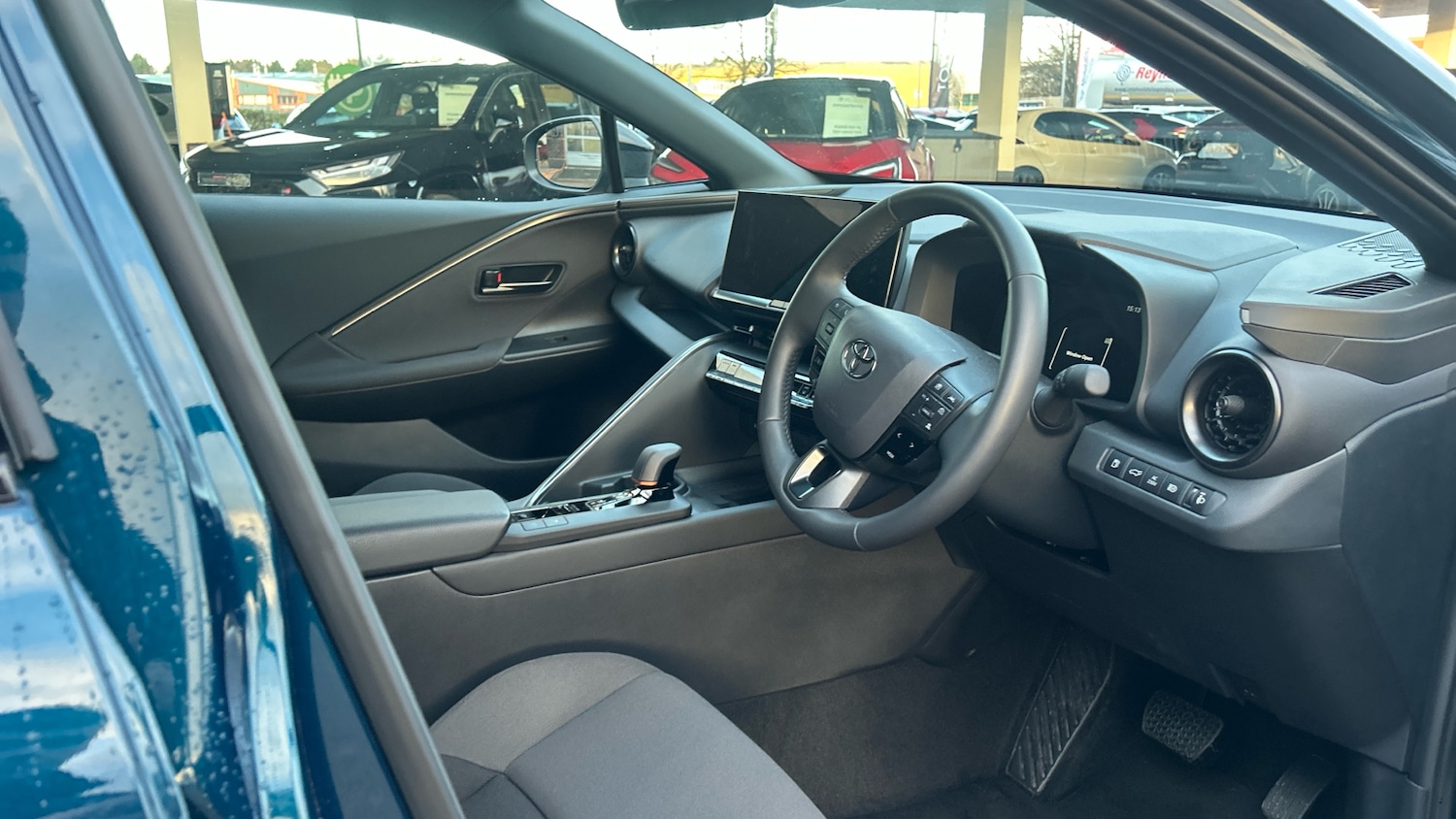 Used Toyota C-HR 2025 for sale - 77271283: Photo 11