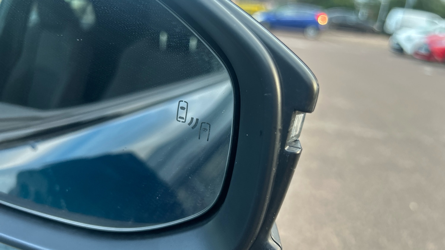 Used Toyota C-HR 2025 for sale - 77271283: Photo 32