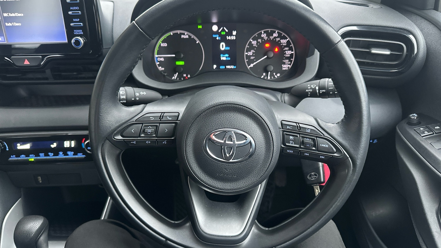 Used Toyota Yaris 2022 for sale - 77298171: Photo 8