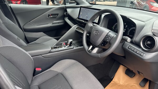 Used Toyota C-HR 2024 for sale - 75653262: Photo 11