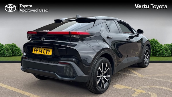 Used Toyota C-HR 2024 for sale - 75653262: Photo 2