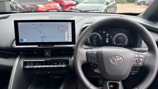 Used Toyota C-HR 2024 for sale - 75653262: Photo 8