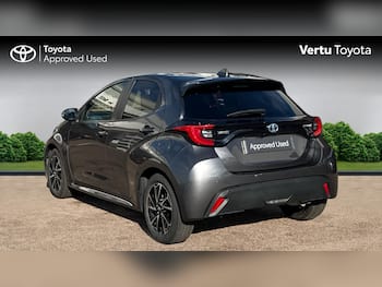 Used Toyota Yaris 2023 for sale - 79815771: Photo