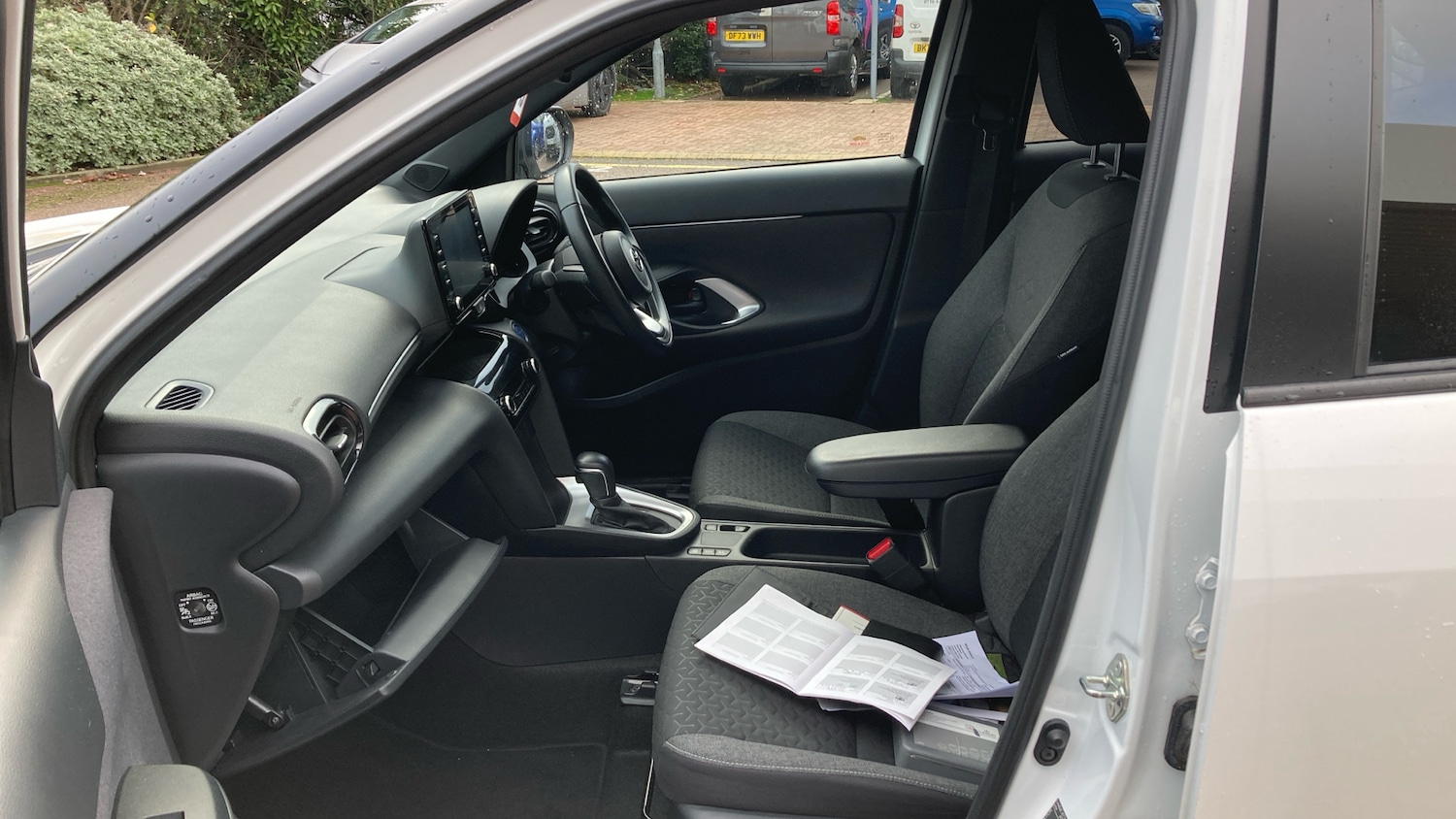 Used Toyota Yaris Cross 2022 for sale - 76653113: Photo 10