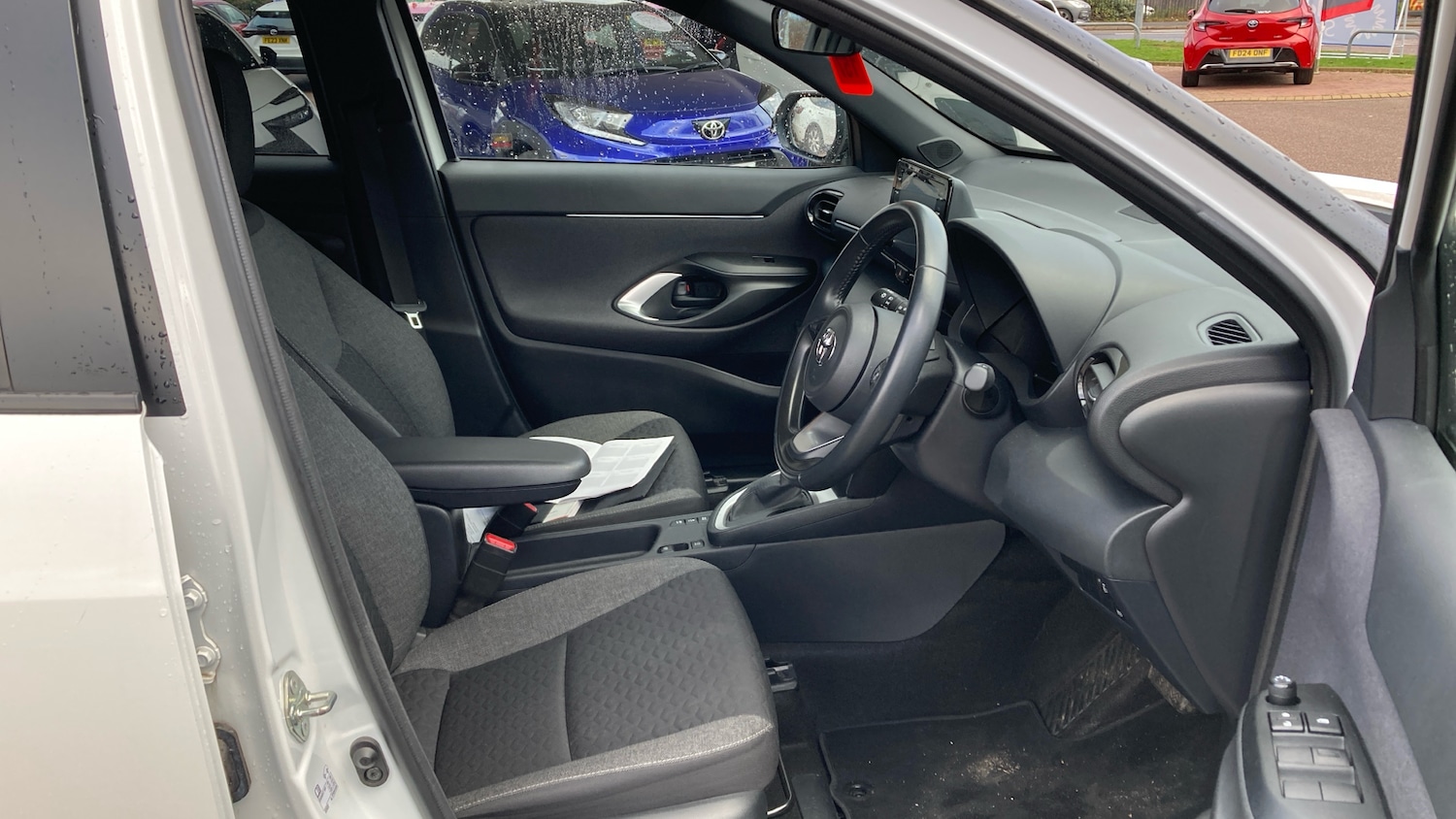 Used Toyota Yaris Cross 2022 for sale - 76653113: Photo 11