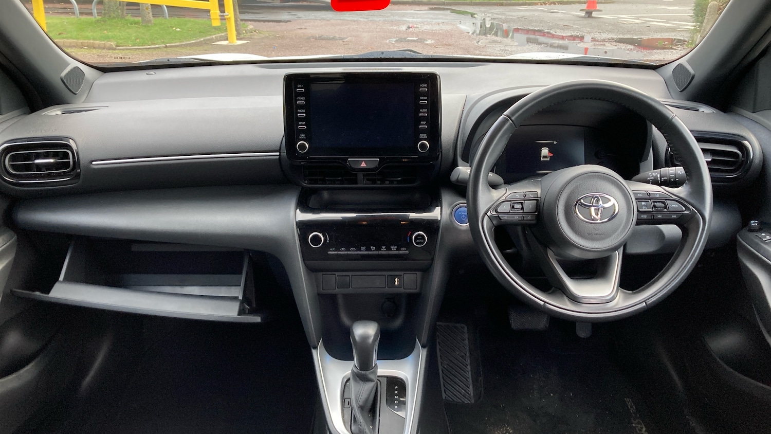 Used Toyota Yaris Cross 2022 for sale - 76653113: Photo 5