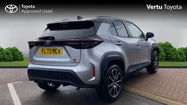 Used Toyota Yaris Cross 2023 for sale - 76289110: Photo 2