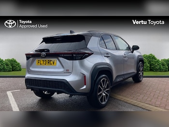 Used Toyota Yaris Cross 2023 for sale - 76289110: Photo 2