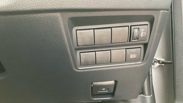 Used Toyota Yaris Cross 2023 for sale - 76289110: Photo 32