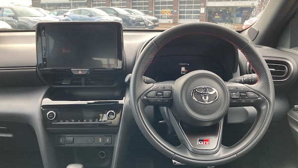 Used Toyota Yaris Cross 2023 for sale - 76289110: Photo 6